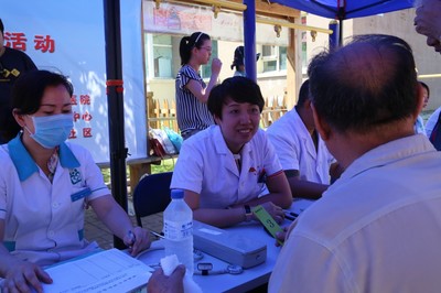 知行合一守醫(yī)魂 《中醫(yī)藥法》點(diǎn)亮杏林義診與家庭醫(yī)生簽約惠民生